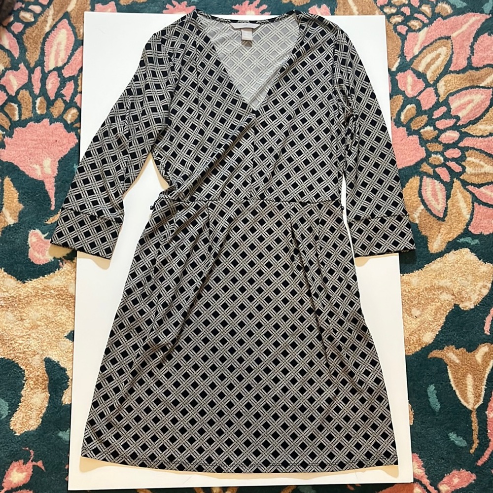 H&M long sleeve knee length dress